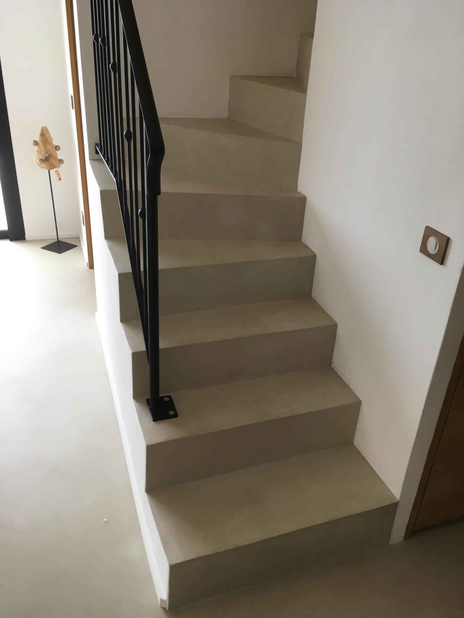 escalier beton cire sol le beausset