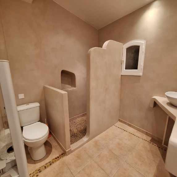 salle de bain béton ciré var