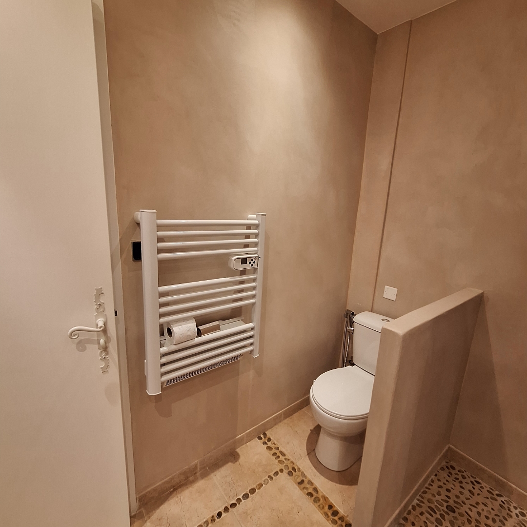 salle de bain béton ciré var