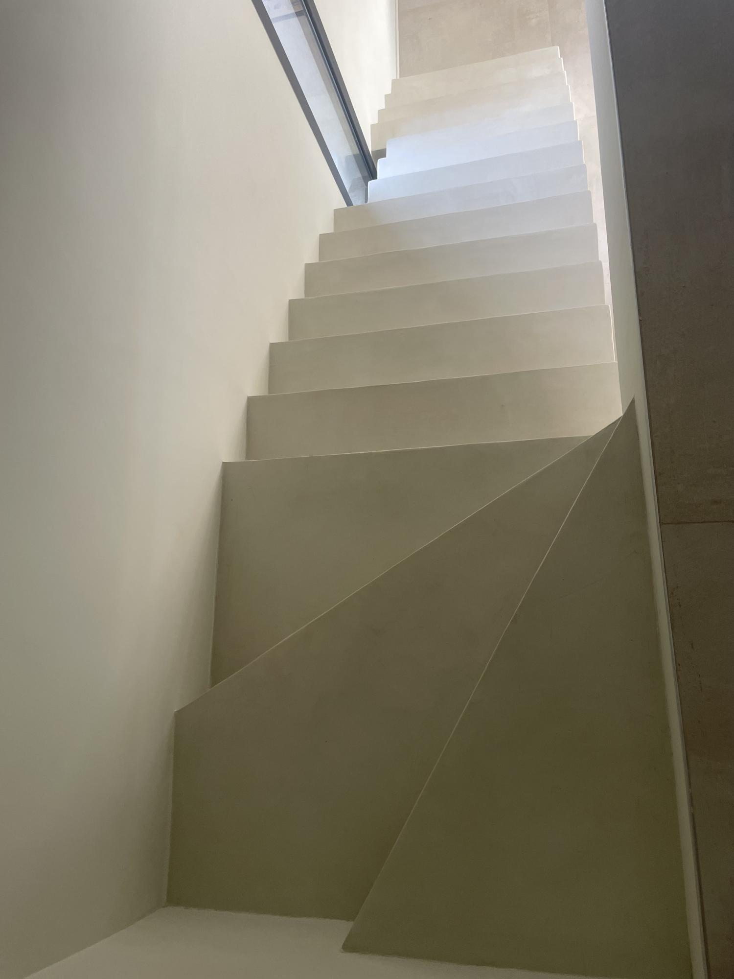 salle de bain escalier beton cire bandol