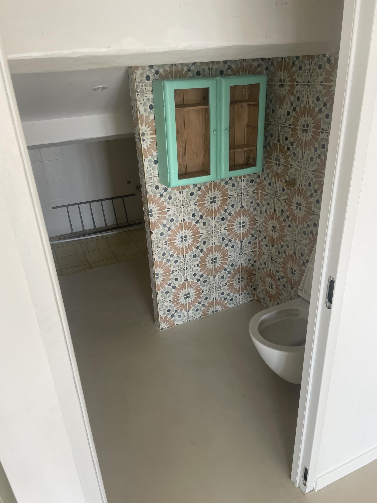 sol salle de bain escalier beton cire la ciotat