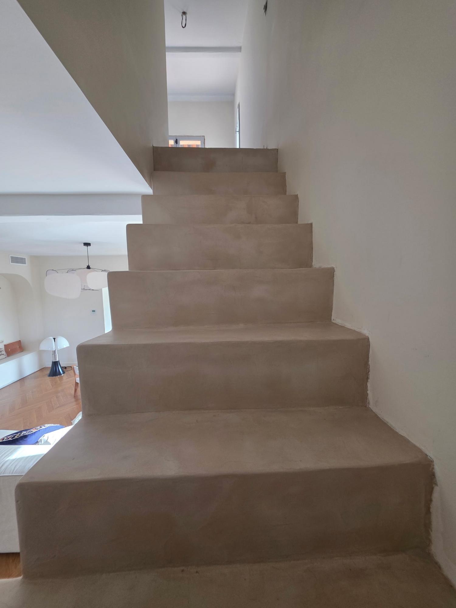 escalier beton cire cadiere