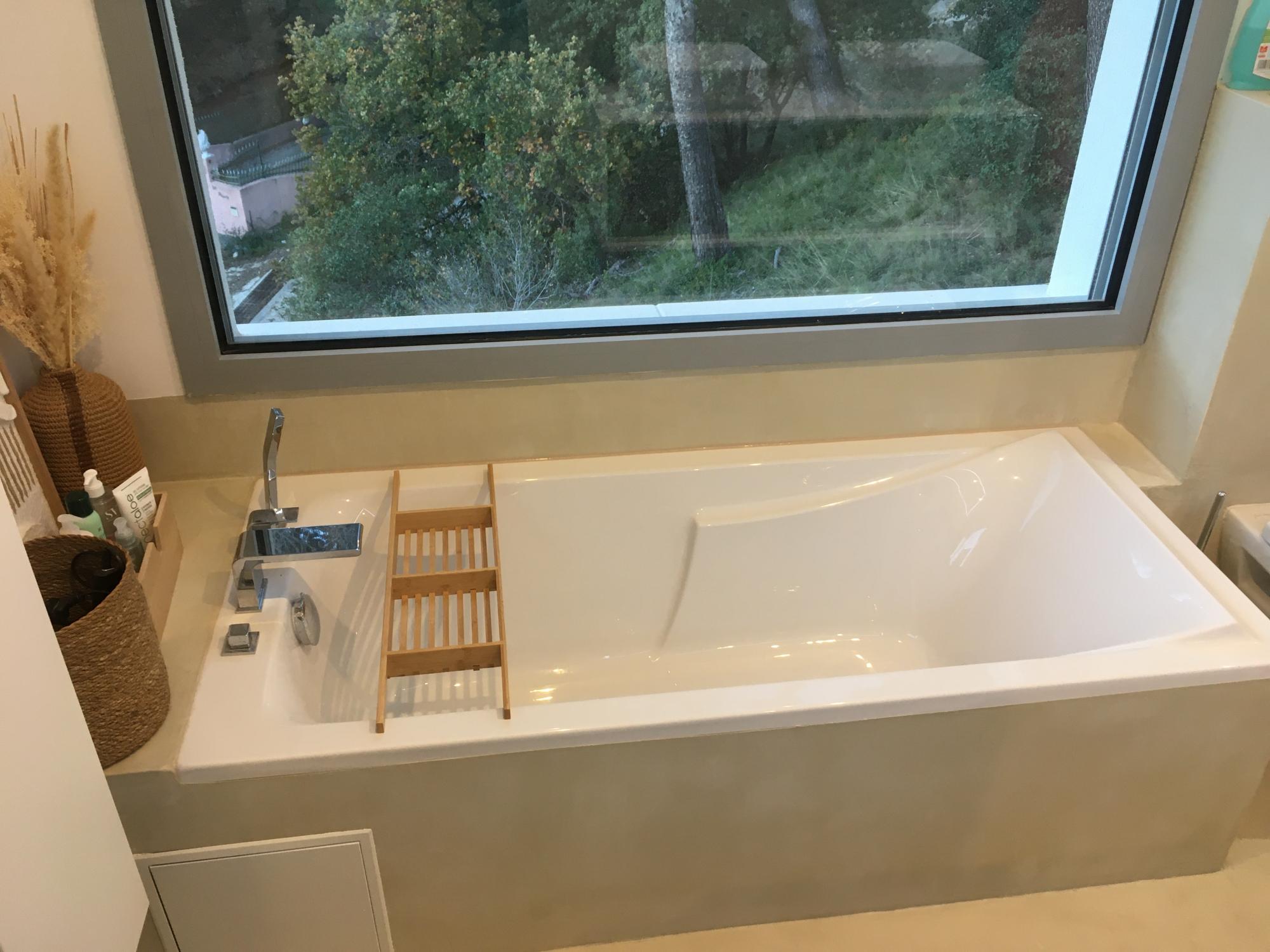 baignoire salle de bain beton cire Hyères