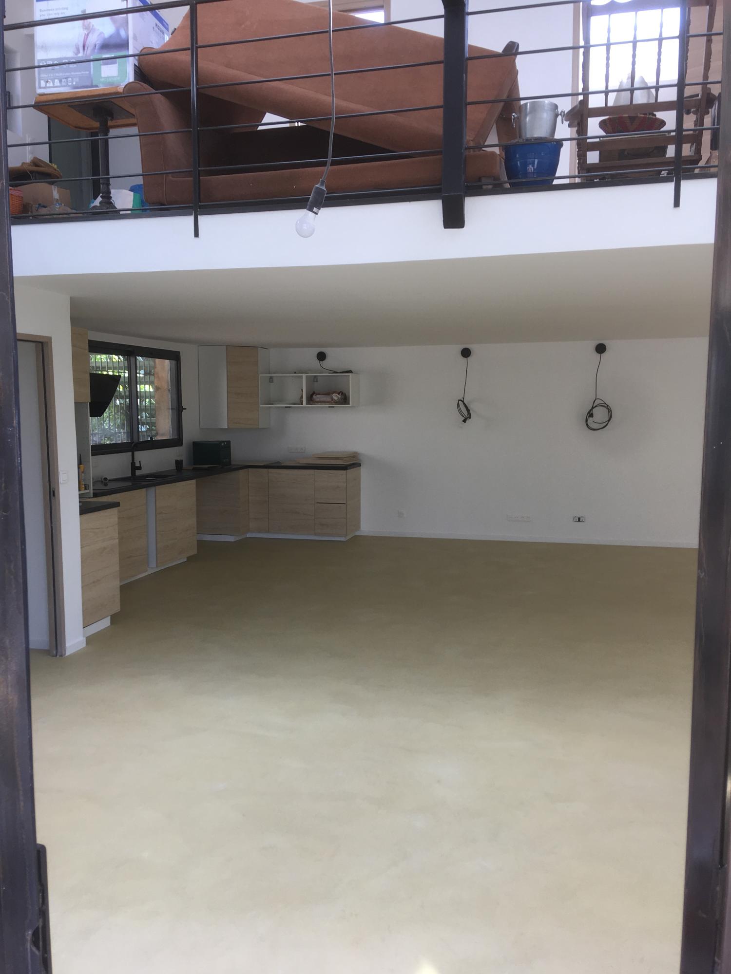 sol loft beton cire bandol